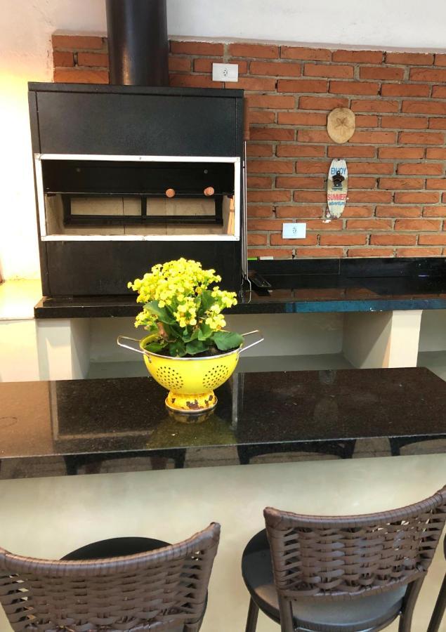 Otima Localizacao! Casa Tulipa, Praia De Pernambuco กัวรูจา ภายนอก รูปภาพ